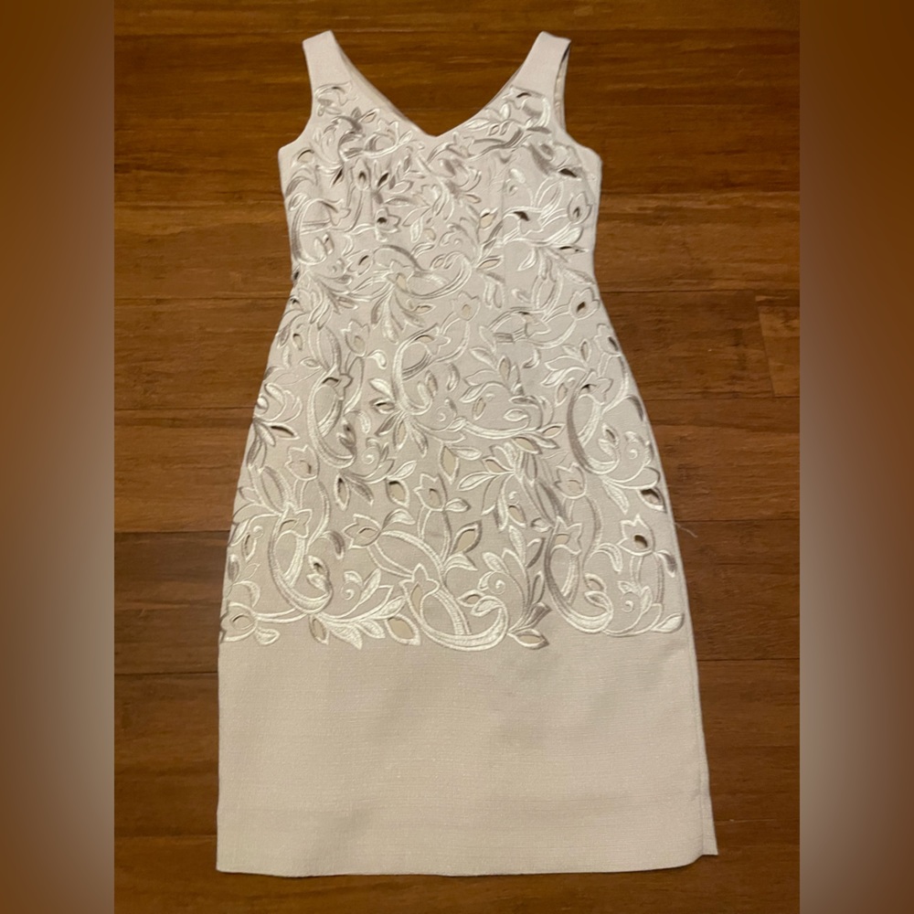 Beige / tan sleeveless Antonio Melani size 0 dress. Business / spring casual